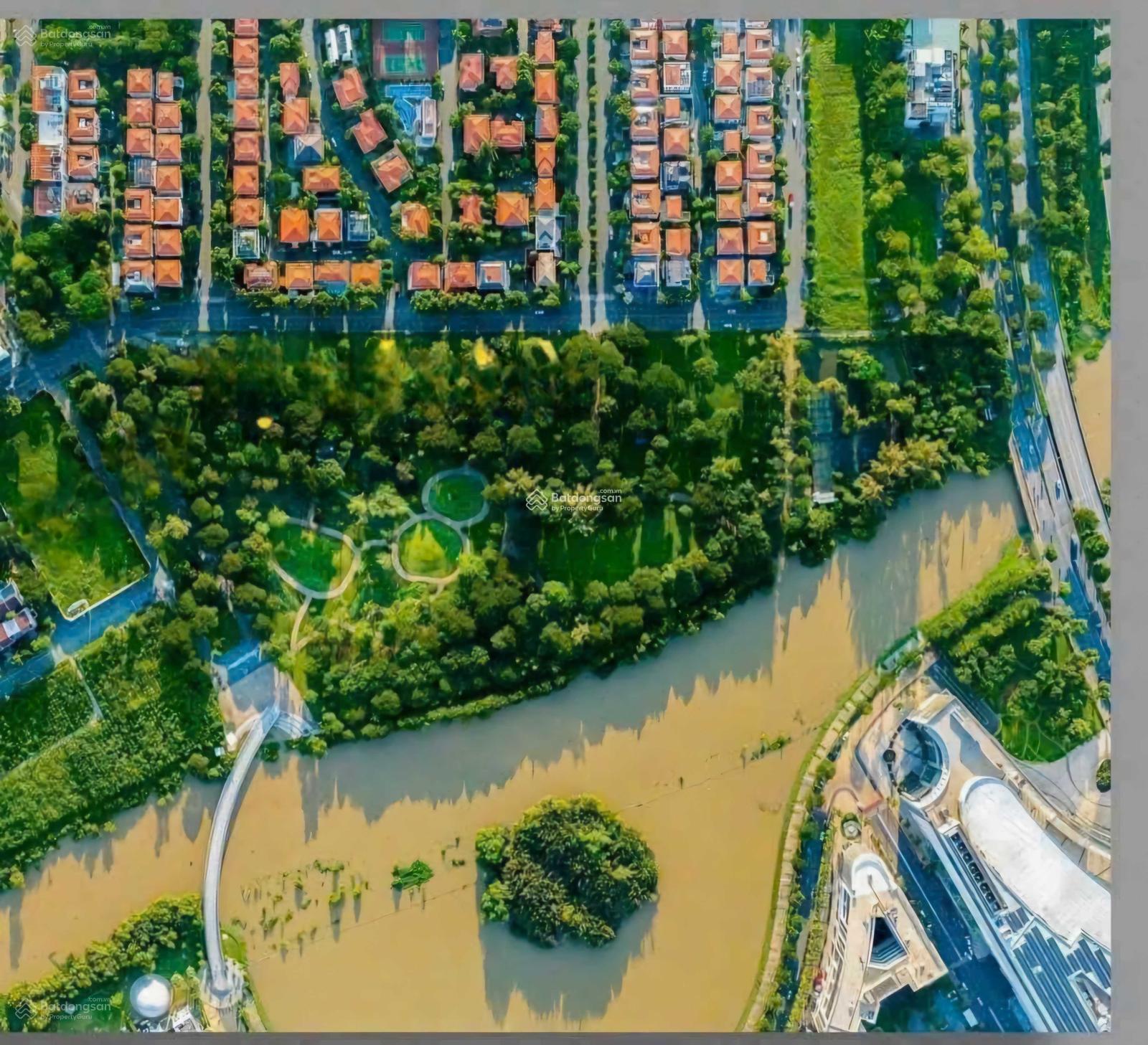 Bán nhanh biệt thự ĐL Phú Gia khu Compound Phú Mỹ Hưng, Q. 7, 536m2 giá chỉ 175 tỷ. LH: 0979 762 ***