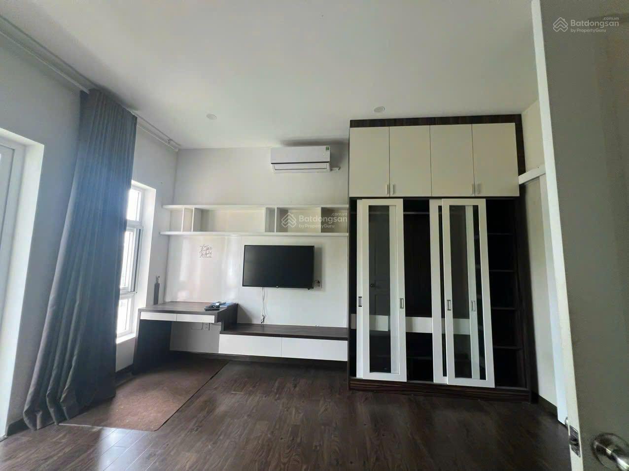 Cần cho thuê nhà khu dân cư Mega Village 14r/ tháng full nội thất mới đẹp chủ nhà ra nước ngoài Cần cho thuê nhà khu dân cư Mega Village 14r/ tháng full nội thất mới đẹp chủ nhà ra nước ngoài