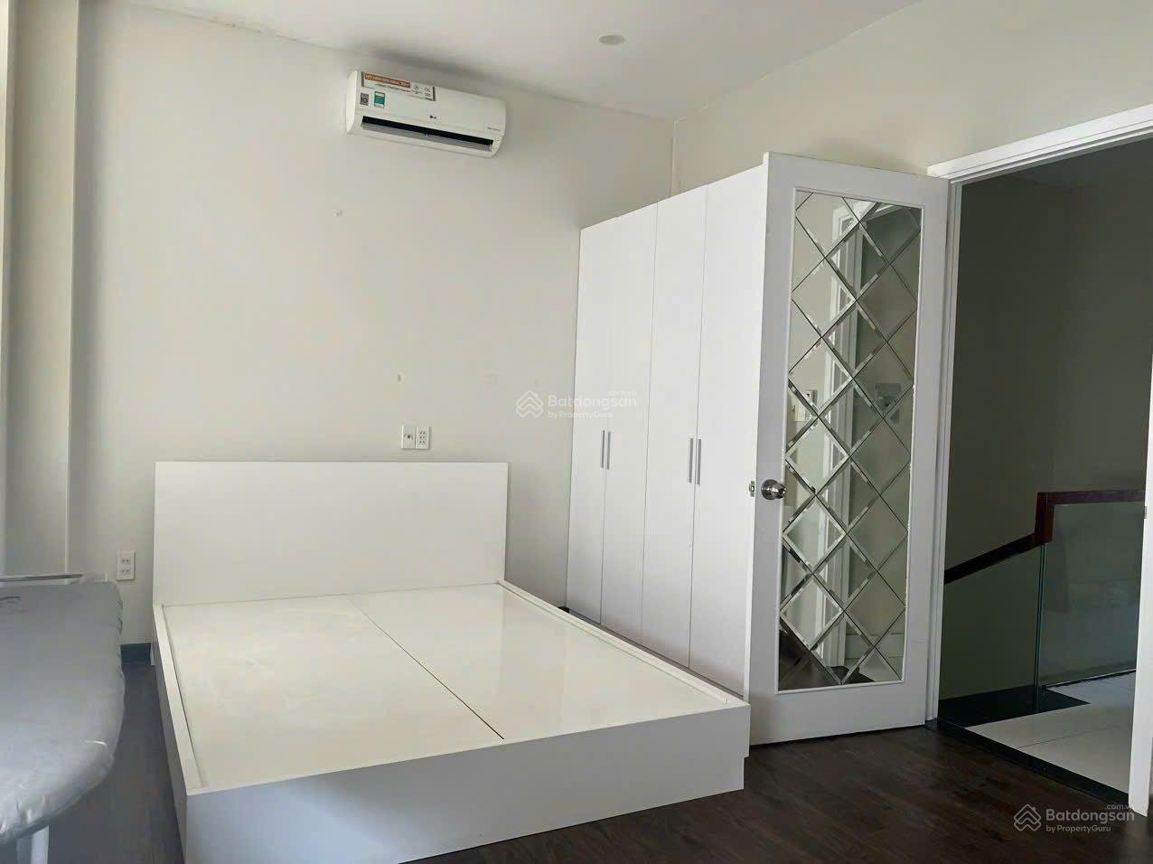 Cần cho thuê nhà khu dân cư Mega Village 14r/ tháng full nội thất mới đẹp chủ nhà ra nước ngoài Cần cho thuê nhà khu dân cư Mega Village 14r/ tháng full nội thất mới đẹp chủ nhà ra nước ngoài