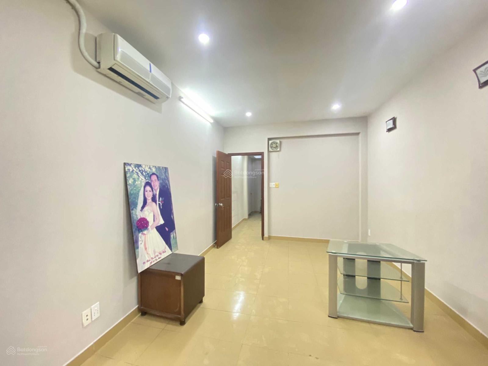 Bán nhà chính chủ 46/12 Nguyễn Cửu Vân, Q. Bình Thạnh, DT 4,5x18m, 4 tầng, giá 14,5 tỷ