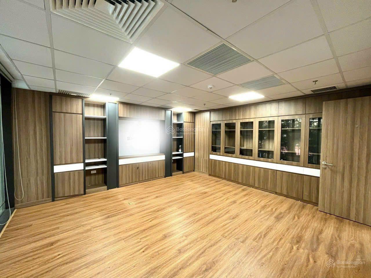 BQL cho thuê văn phòng hạng B tòa Detech Tower 2- 107 Nguyễn Phong Sắc DT 98m2, 156, 198, 285, 400m