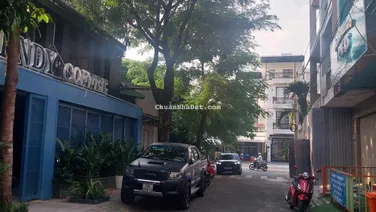 Nhà 5x18,5m, 4 tầng, giá: 14 tỷ, KDC Phú Mỹ - Chợ Lớn, đường Phạm Hữu Lầu, Q7