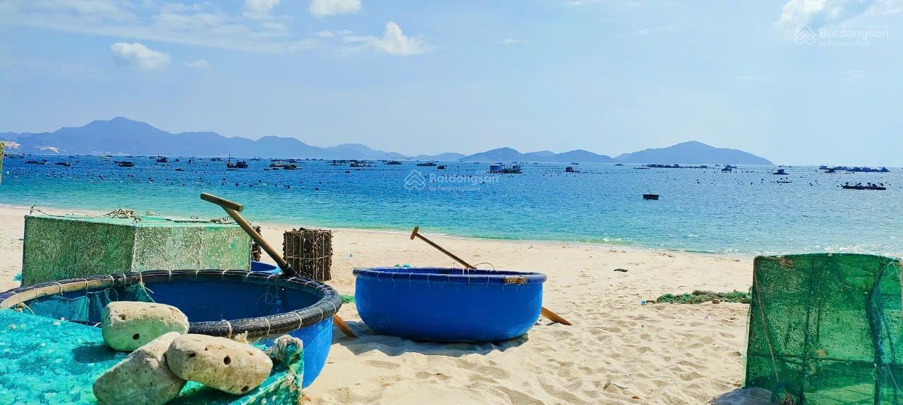 Lô góc 2 mặt tiền, biển Bình Lập * cách bãi tắm biển: 100m