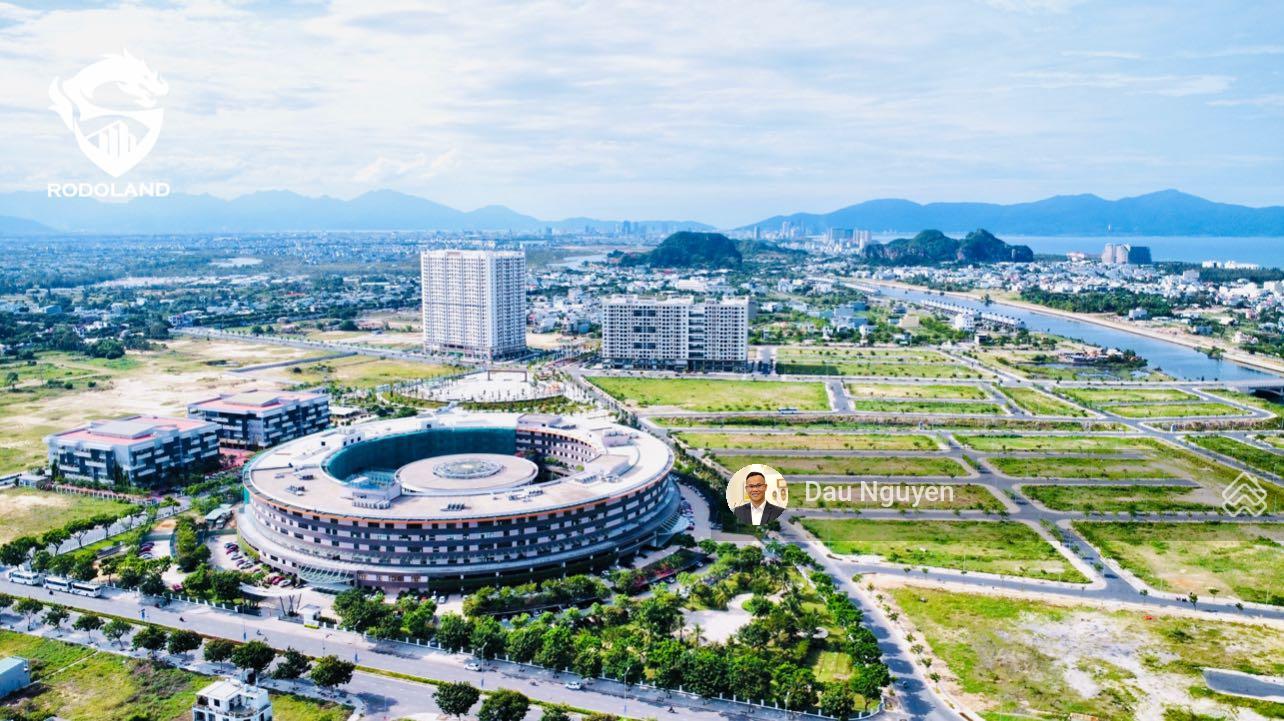 Bán nhanh lô R3 FPT 2 mặt tiền ngang 9m, đối diện công viên - BĐS Rồng Đỏ chuyên FPT