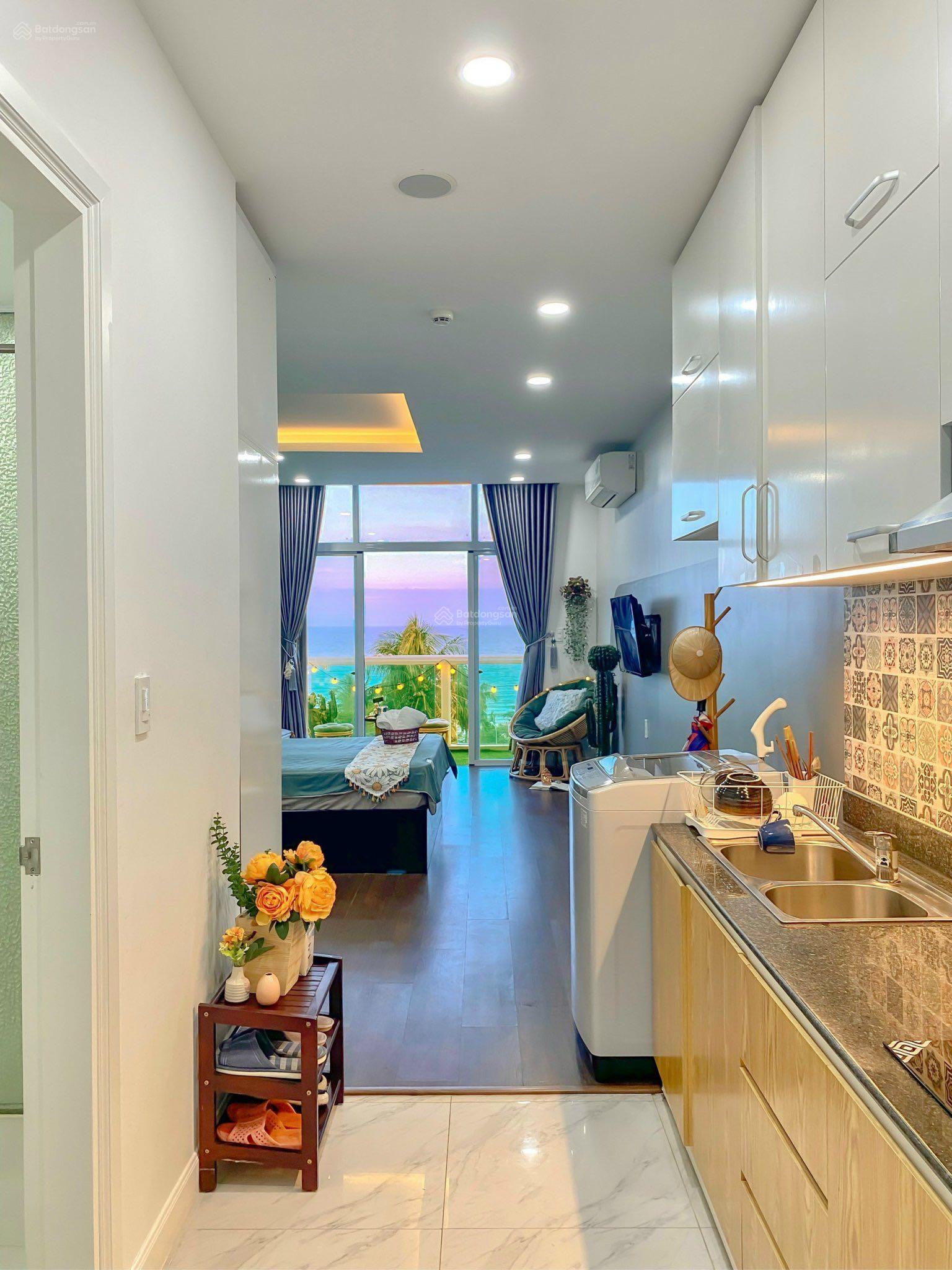 Chính chủ bán căn hộ biển Ocean Vista SH vĩnh viễn view golf tầng cao đầy đủ nội thất