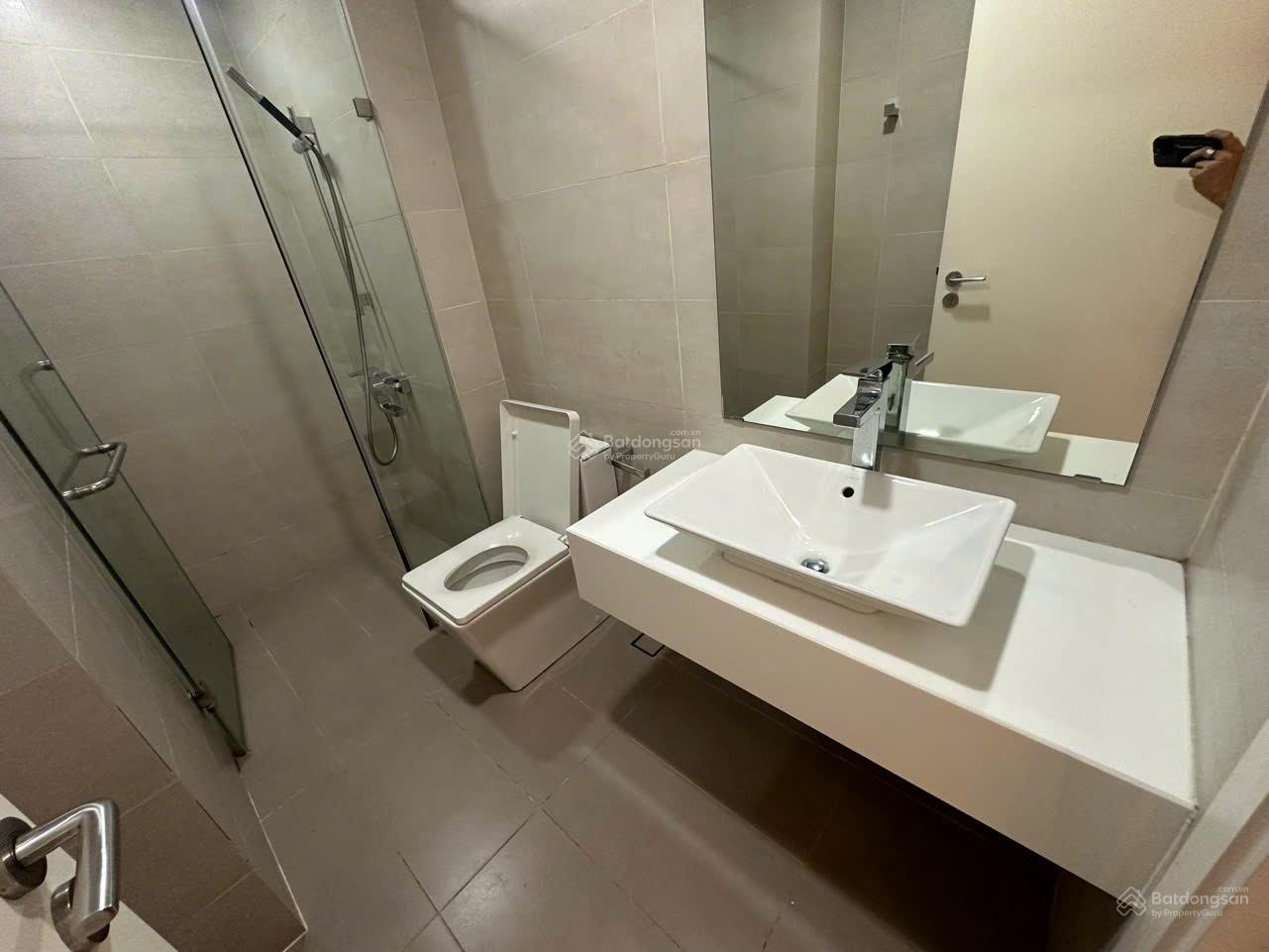 Cho thuê căn hộ Masteri Millennium 3PN2WC; Lầu cao; view đẹp; giá 23tr/tháng; LH: 0972 443 ***