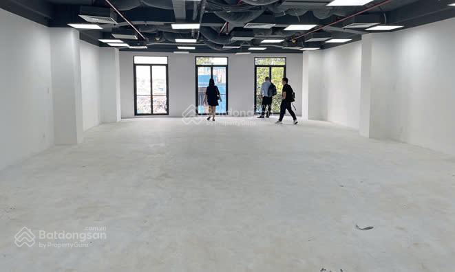 Tòa nhà còn lại tại MT đường Hồ Xuân Hương Quận 3 chuẩn văn phòng mới