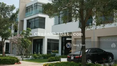 Bán biệt thự Lucasta Khang Điền Quận 9, DT 10x23m nhà thô, mới 100%. Giá 30 tỷ all, đường lớn 20m