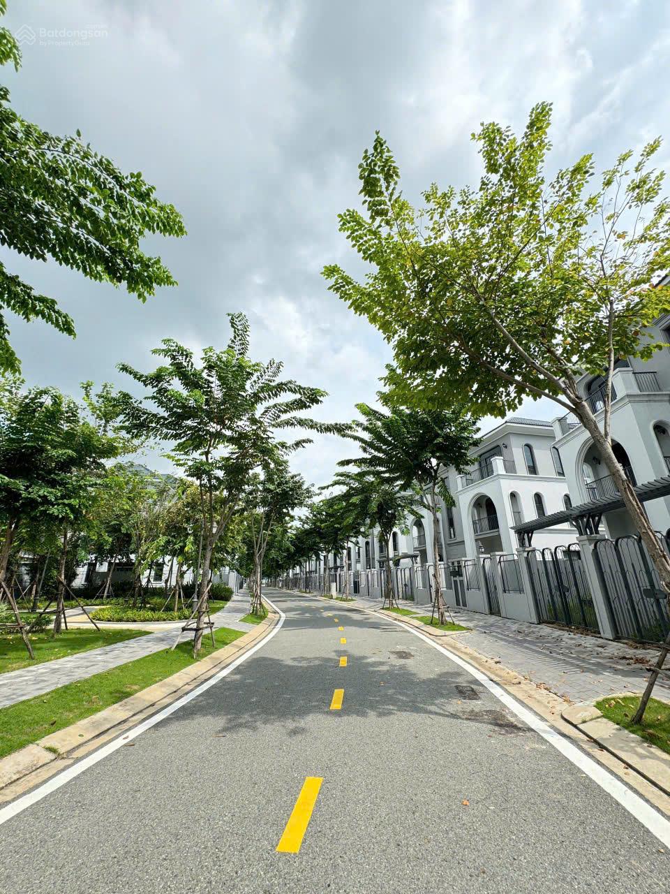Biệt thự Palm Marina Q9 giá tốt nhất: 125m-7,8tỷ, 184m-15tỷ, 200m-16,9tỷ- trực tiếp từ PKD Novaland Biệt thự Palm Marina Q9 giá tốt nhất: 125m-7,8tỷ, 184m-15tỷ, 200m-16,9tỷ- trực tiếp từ PKD Novaland