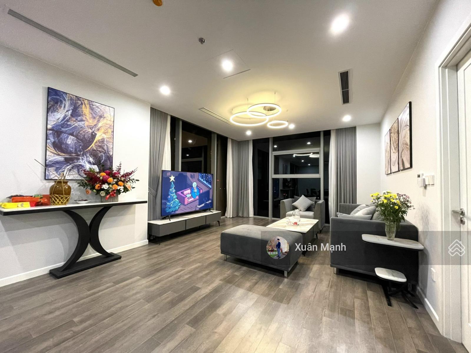 Căn góc tầng trung đẹp, 135m2, 3PN, cửa TB, ban công ĐN - TN, tại CT1B Iris Garden, giá 10,59 tỷ