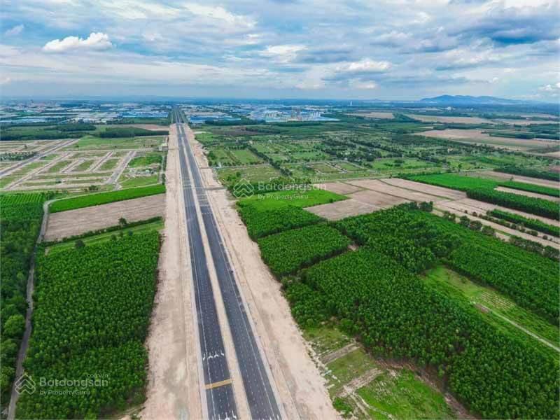 Chính chủ bán cắt lỗ đất Phú Đông, Nhơn Trạch Đồng Nai, 2200m², giá 3.95 tỷ, không có quy hoạch Chính chủ bán cắt lỗ đất Phú Đông, Nhơn Trạch Đồng Nai, 2200m², giá 3.95 tỷ, không có quy hoạch