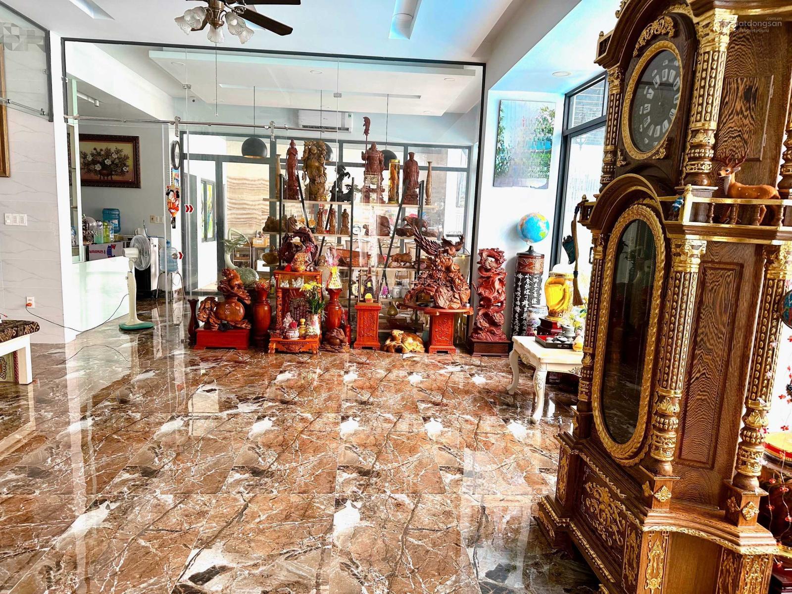 TT thật 100%. Bán nhà mặt tiền Tôn Thất Tùng, P Bến Thành, Quận 1 (9x25 m) HĐT cao. Gía: 85 tỷ TT thật 100%. Bán nhà mặt tiền Tôn Thất Tùng, P Bến Thành, Quận 1 (9x25 m) HĐT cao. Gía: 85 tỷ