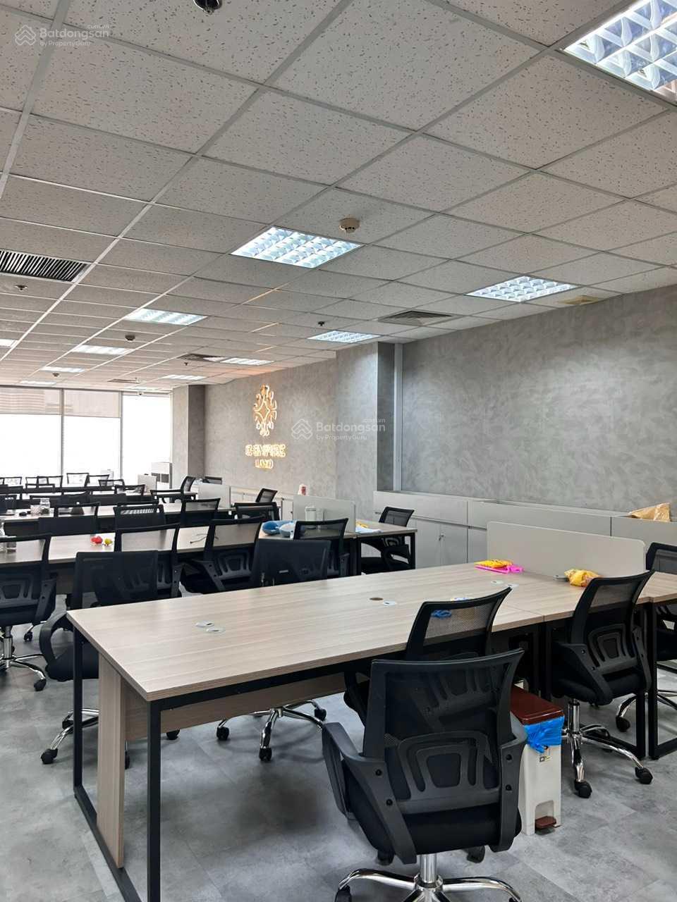 Bán tòa nhà building văn phòng MT Nam Kỳ Khởi Nghĩa (12x28m). Hầm 12 tầng, HĐT 800tr/th, giá 320 tỷ