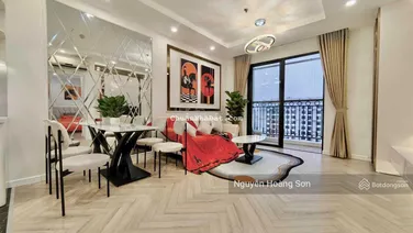 Trống ngay căn 3PN, 165m2 ở Vincom Bà Triệu. Nhà mới. Giá chỉ 32tr/tháng. Liên hệ Sơn 0906 244 ***