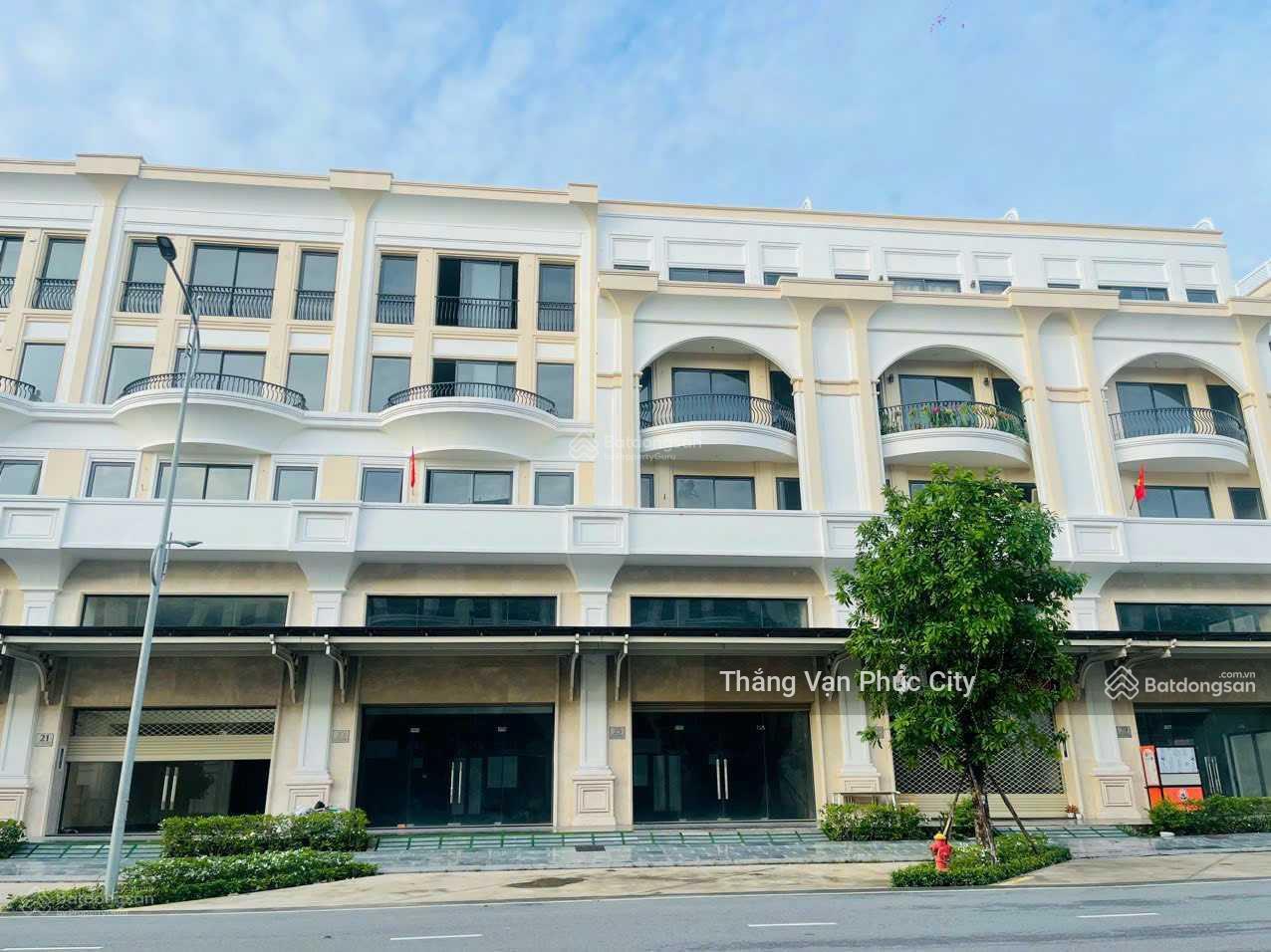 Bán mặt tiền Đinh Thị Thi 7x20m, 7x22m, trục đường sầm uất, kinh doanh buôn bán tốt vạn phúc city