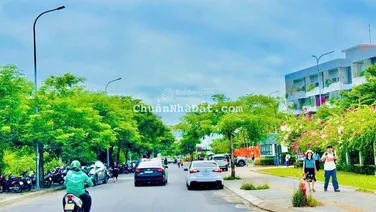 Chính chủ bán 153m2 gần công viên ngay đại học FPT giá tốt