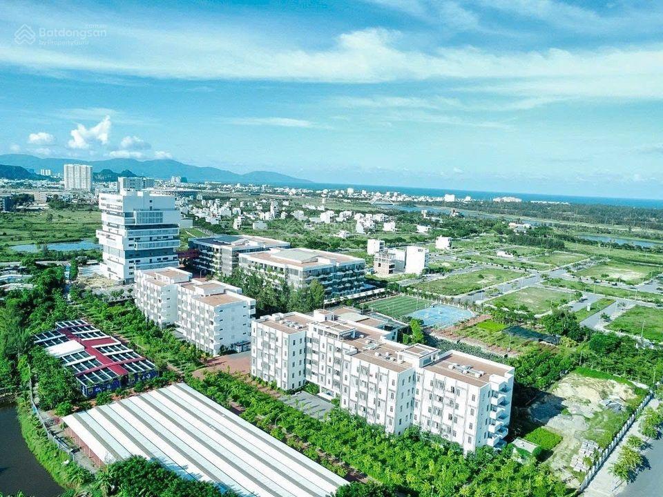 Chính chủ bán 153m2 gần công viên ngay đại học FPT giá tốt