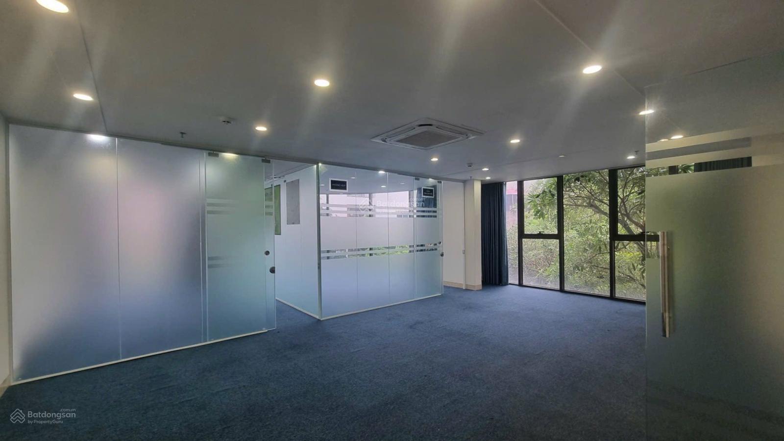 Cho thuê văn phòng phố Quang Trung, Hai Bà Trưng DT linh hoạt 50m - 95m - 110m - 150m giá từ 180K/m