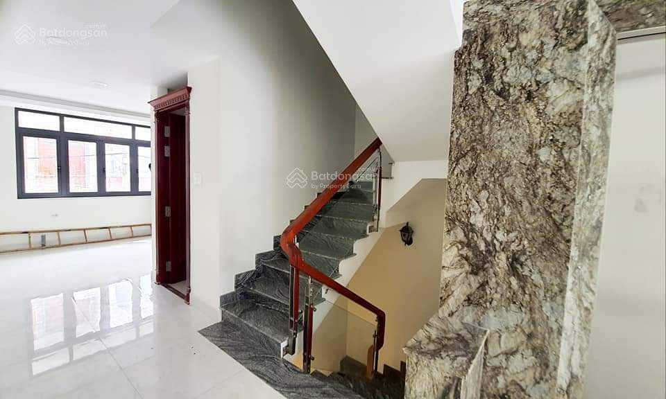 Bán tòa nhà 7 tầng, 2 MT đường Tân Sơn - Phạm Văn Bạch, P15, TB - 0937 843 ***