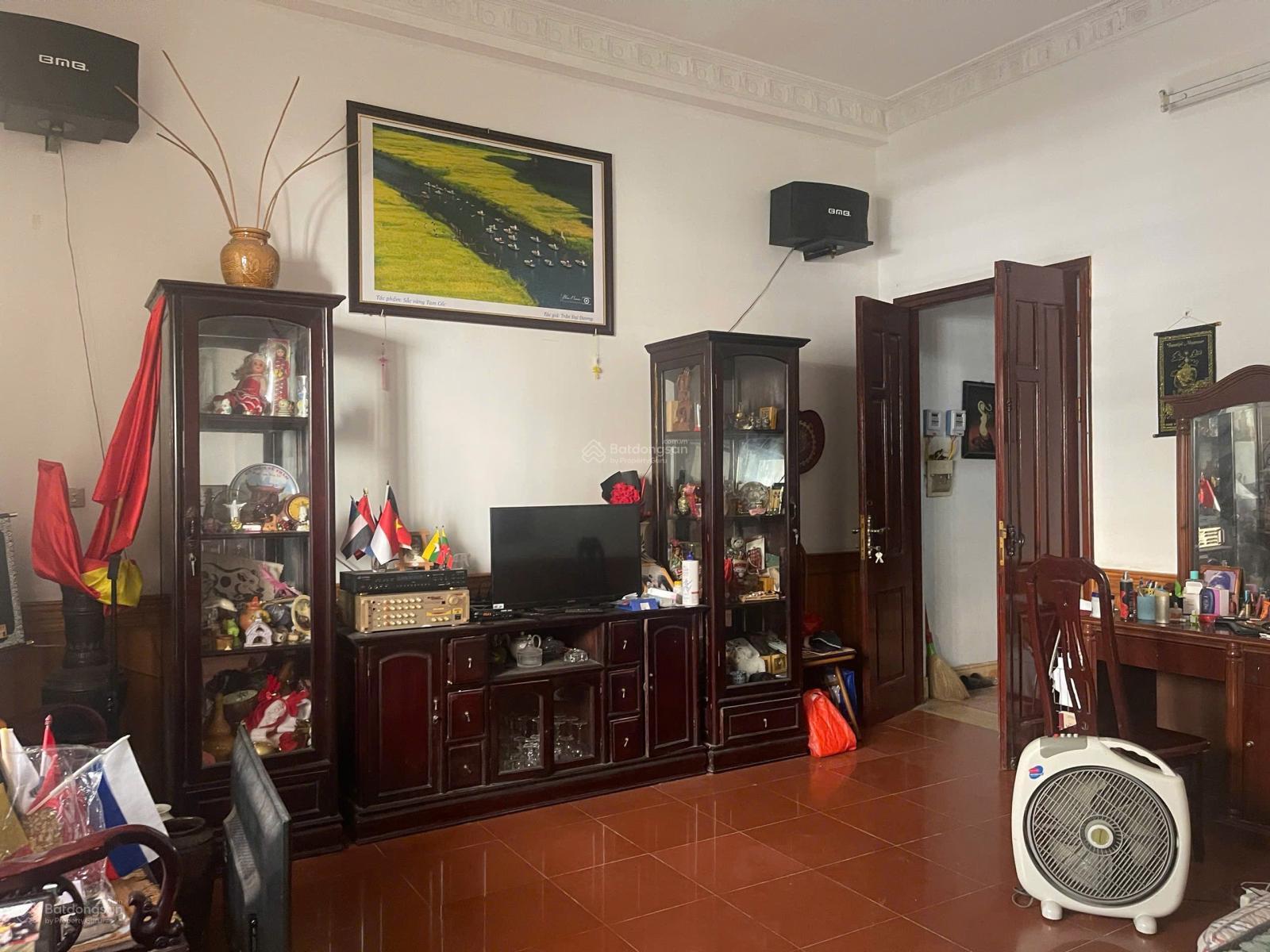 Bán nhà đất mặt phố Thiền Quang - gần hồ - giá cực tốt - 686m2 - MT 30m - giá 210 tỷ