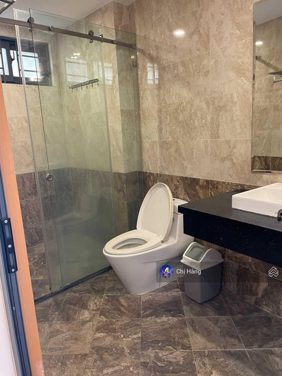 Cho thuê CHDV ngõ 294 Kim Mã 50m2 có ban công, full nội thất giá 6,5 triệu MP xe máy và intenet