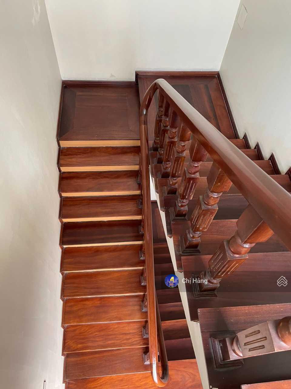 Cho thuê CHDV ngõ 294 Kim Mã 50m2 có ban công, full nội thất giá 6,5 triệu MP xe máy và intenet