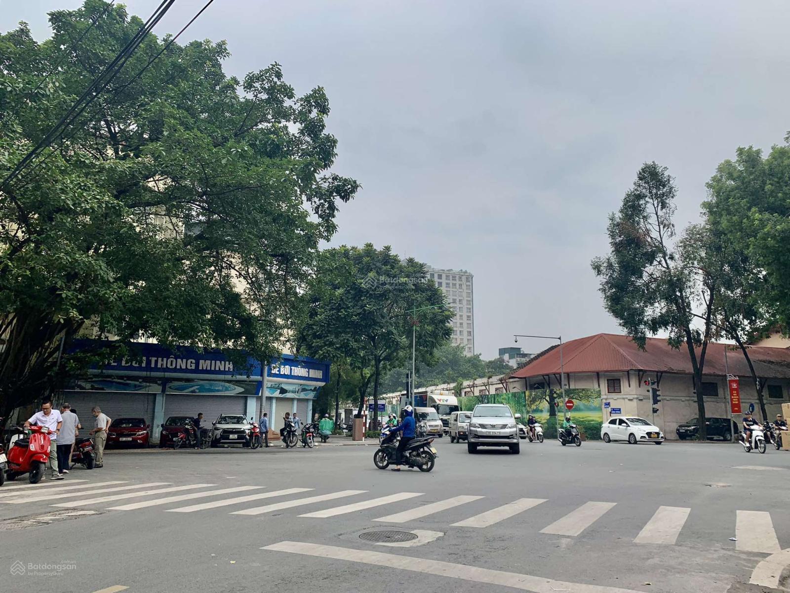 Bán nhà mặt phố Hàng Cháo, 150m2, 6T, mặt tiền 5.1m, vỉa hè, gần phố cổ!