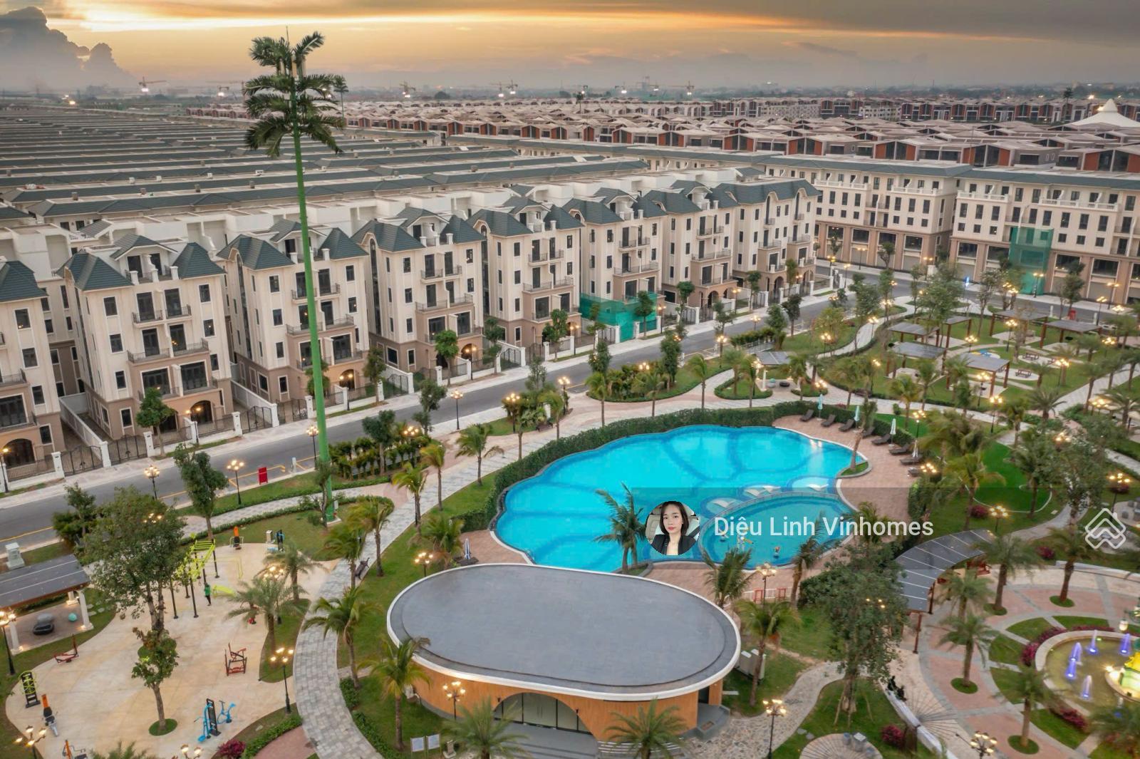 Chính chủ cần bán LK shophouse ngay chân chung cư giá 8.4 tỷ rẻ nhất Vin 3