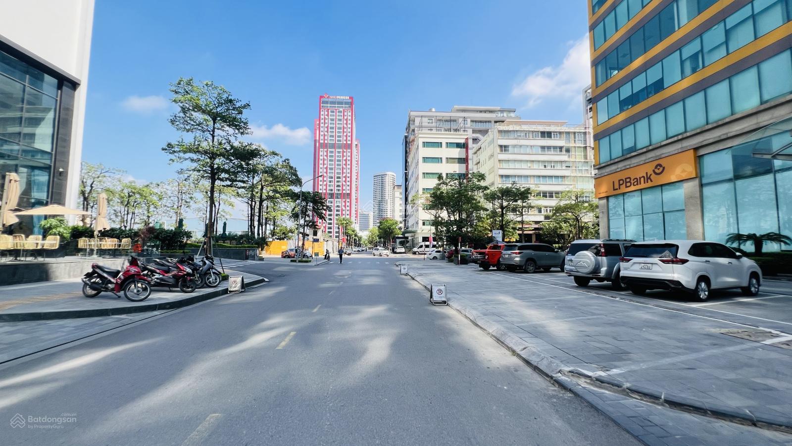 Bán toà building mặt phố quận Thanh Xuân - phù hợp cho các tập đoàn. 1.500m2 - giá 500 tỷ Bán toà building mặt phố quận Thanh Xuân - phù hợp cho các tập đoàn. 1.500m2 - giá 500 tỷ