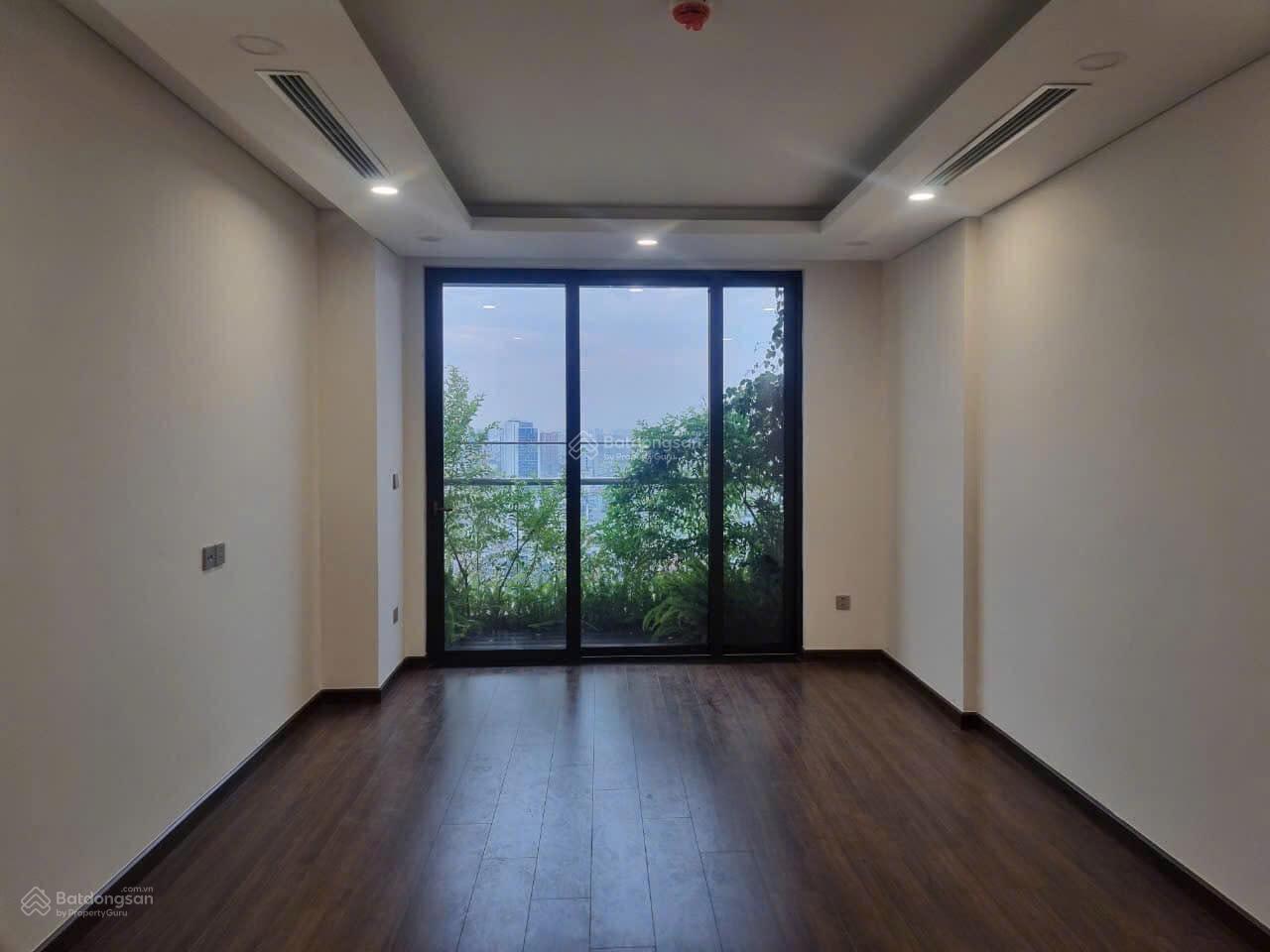 Chính chủ cần bán nhanh căn 72m 2N2VS giá 9.1 tỷ tại Green Diamond 93 Láng Hạ - Liên hệ: 0906 961 ***