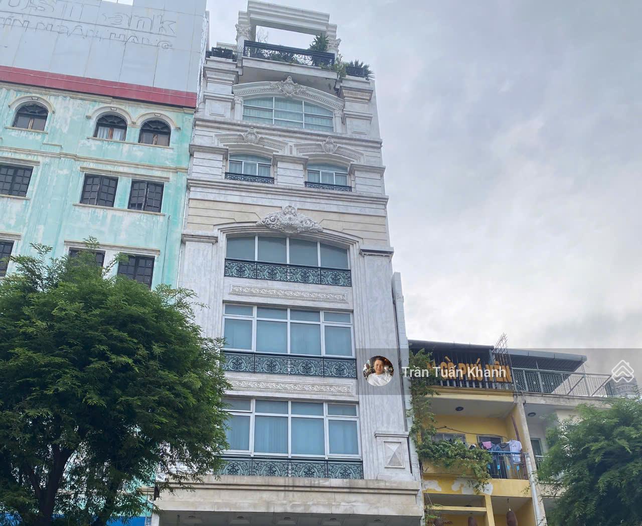 Cho thuê tòa nhà building 4 tầng MT Sư Vạn Hạnh ngay Vạn Hạnh Mall, DT: 7 x17m, giá 75 triệu/th