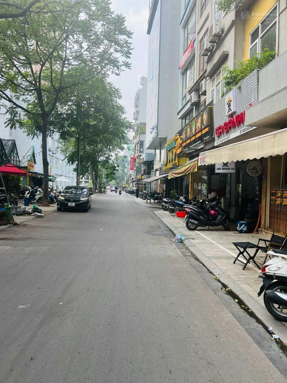 Hiếm rẻ! MP Nguyễn Văn Tuyết kinh doanh sầm uất nhất Quận Đống Đa 102m2 hai thoáng giá hơn 40 tỷ