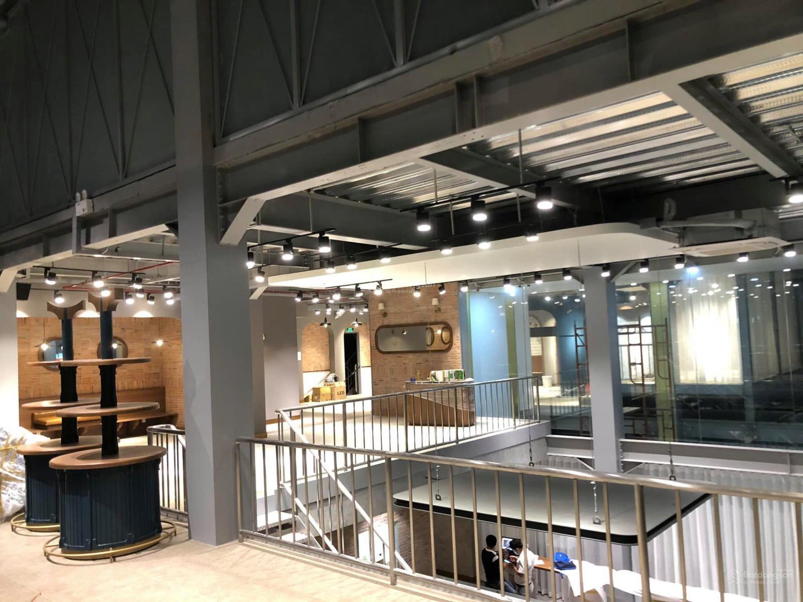 Cho thuê MT Hoàng Hoa Thám, đoạn đẹp. DT: 10x25m, trệt 4 lầu. Giá 68tr Tell: 0898 311 *** Cho thuê MT Hoàng Hoa Thám, đoạn đẹp. DT: 10x25m, trệt 4 lầu. Giá 68tr Tell: 0898 311 ***