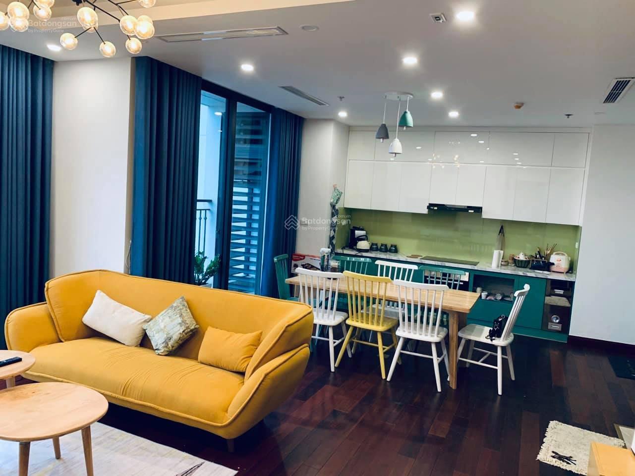 Chính chủ cho thuê căn 2PN DT 68m2 nội thất cơ bản đến full đồ giá: 13 tr/tháng Vinhomes Green Bay