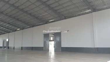 Cho thuê kho xưởng 3200m2 KCN Long Hậu