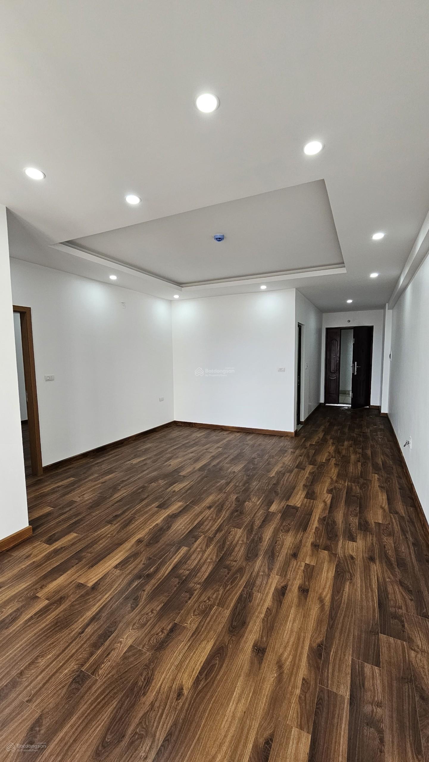 Gia đình cần bán gấp căn hộ 2PN đẹp nhất dự án Tecco Elite City