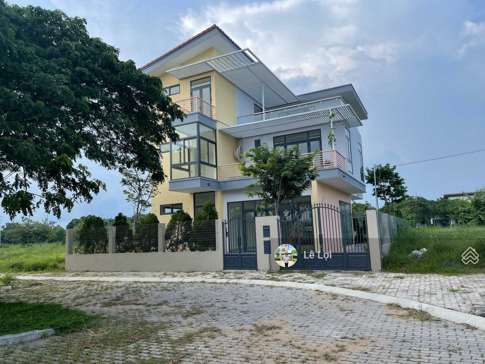 Bán nền nhà phố trục đường N7 (40m) thuộc dự án Phú Thịnh 1 - Đông Sài Gòn, Nhơn Trạch, Đồng Nai