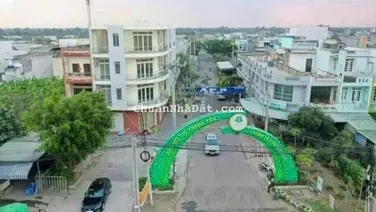 Chính chủ KDC Thanh Yến huyện Bến Lức TL832 đối diện KCN Nhựt Chánh sổ hồng riêng LH: 0937 583 ***