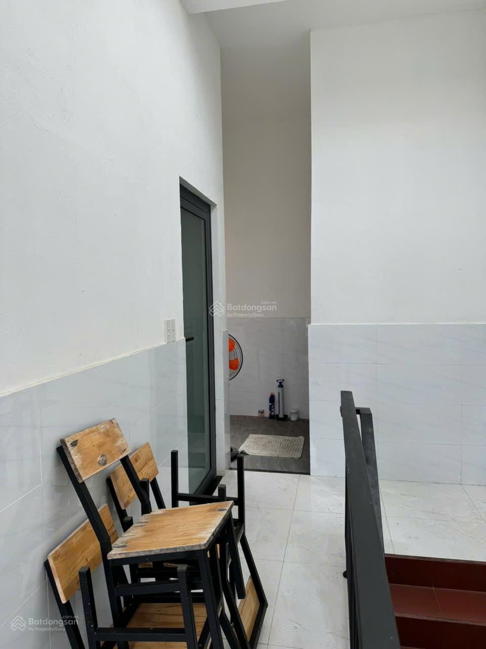 Nhà phố mặt tiền đường 15m vỉa hè 6m trung tâm quận Liên Chiểu - mặt tiền Kinh Dương Vương nối dài