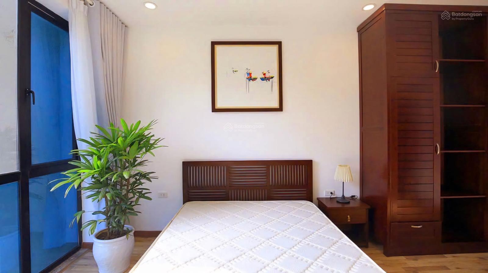 Gia đình cần bán 1 biệt thự 290m2, 4 tầng, full nội thất rất chất lượng, đô thị Sài Đồng Long Biên