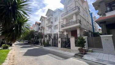 Hàng ngộp chính chủ bán gấp KDC Him Lam Quận 7, biệt thự 10 x 20m giá 40 tỷ - 7.5 x 20m giá 35 tỷ