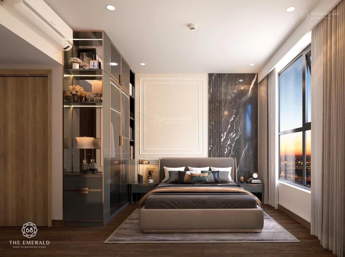 Mở bán 200 căn hoa hậu tháp B The Emerald 68. TT 0,5%/ tháng - miễn lãi 3 năm. Đã xây đến tầng 20