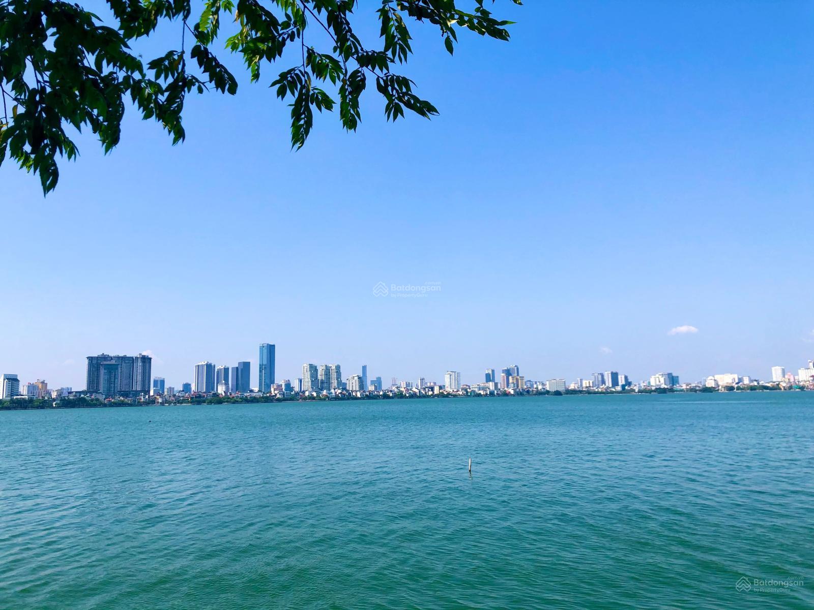 Cần bán nhà lô góc mặt phố Quảng An, Tây Hồ. DT 360m2 x MT 16m. Vị trí đoạn đẹp nhất mặt Hồ Tây