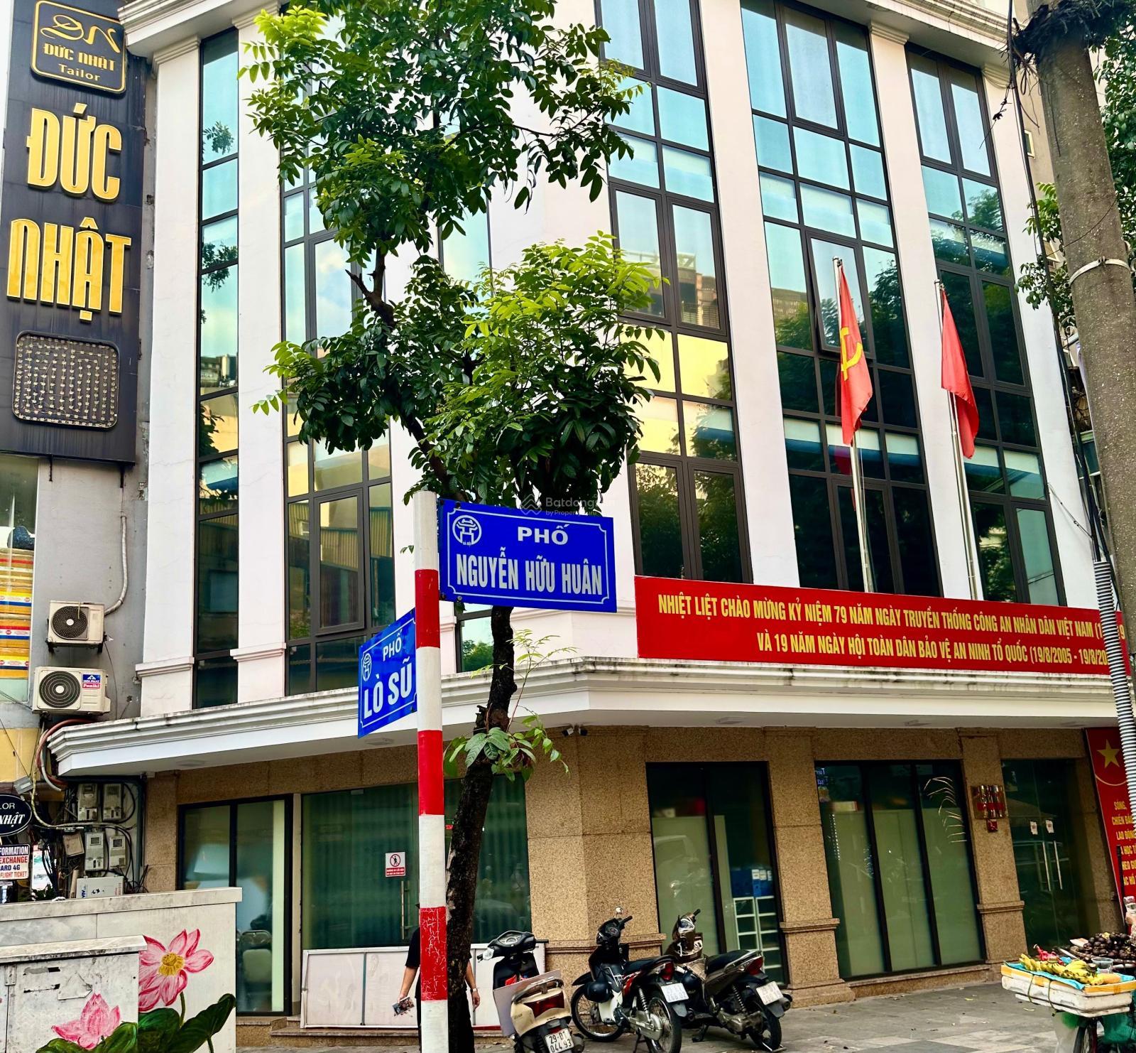 Cần Bán Nhà Mặt Phố Nguyễn Hữu Huân, Hoàn Kiếm. DT 70m2 x MT 4,5m. Vị trí đẹp nhất phố - Cạnh Lò Sũ