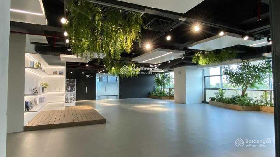 Cho thuê văn phòng giá chỉ 150nghìn/m tại Central Point Trung Kính Dt từ 50m2-100m2-200m2-360m2