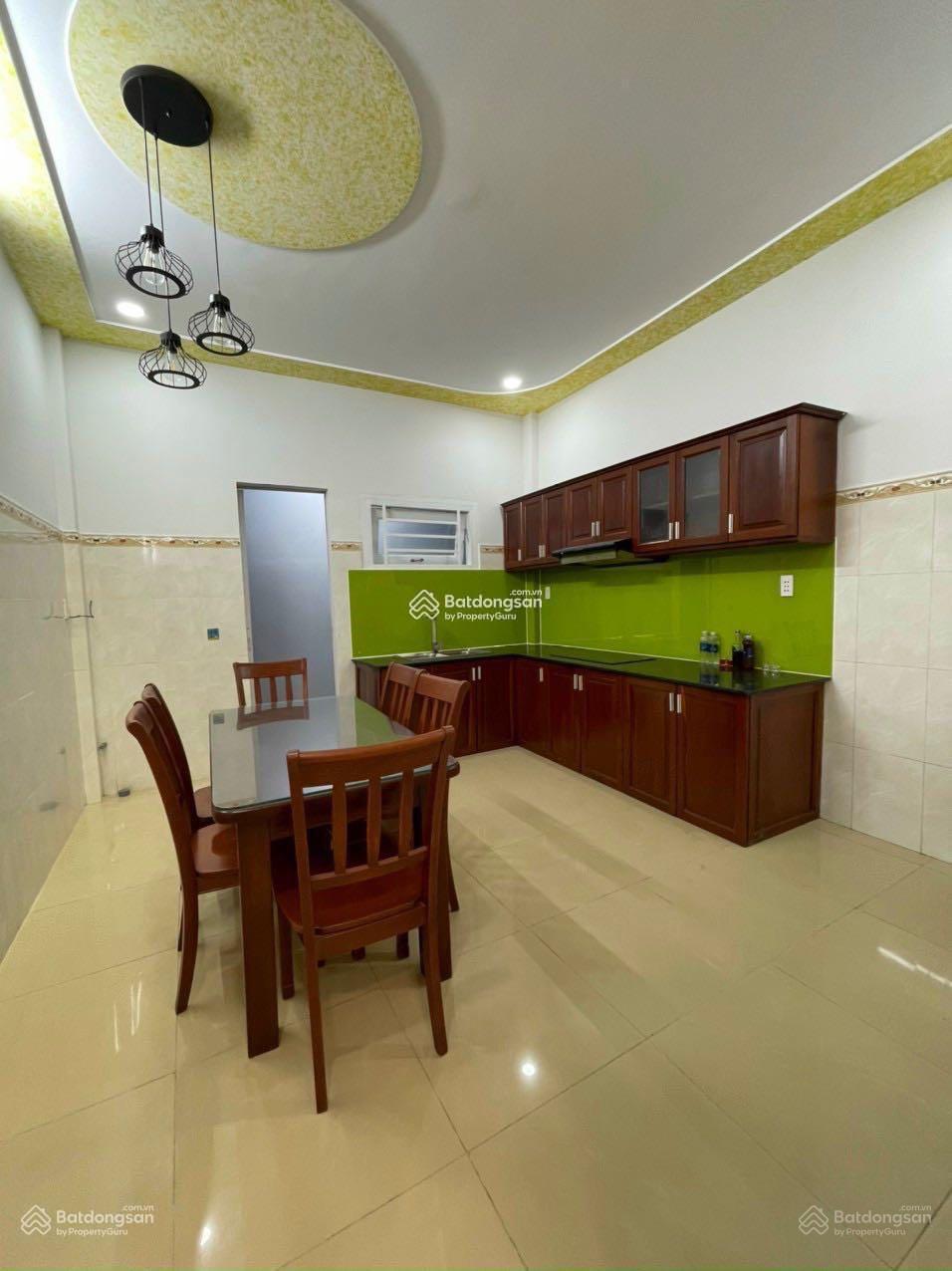 Chính chủ cần bán gấp nhà Ngô Đức Kế, P12, Bình Thạnh, 54m2, 2tỷ6, sổ hồng, đang cho thuê 10tr/th