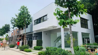 Bán gấp căn nhà phố vườn 217m2 ngay DT743 với giá 4tỷ3