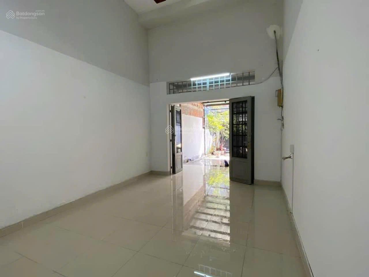 Bán nhà nguyên căn ngay trung tâm thành phố Thủ Đức