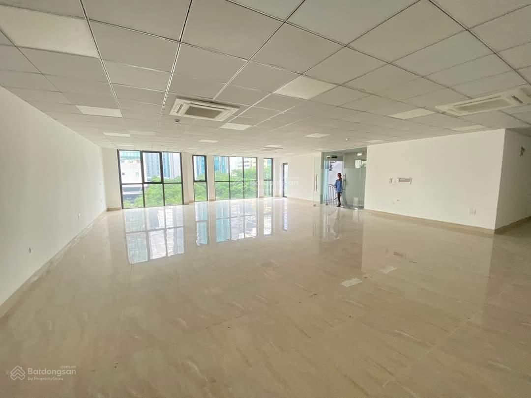 Cần cho thuê văn phòng mặt phố Lê Văn Lương 100m2, 200m2, 500m2 giá chỉ 200.000 đ/m²/tháng