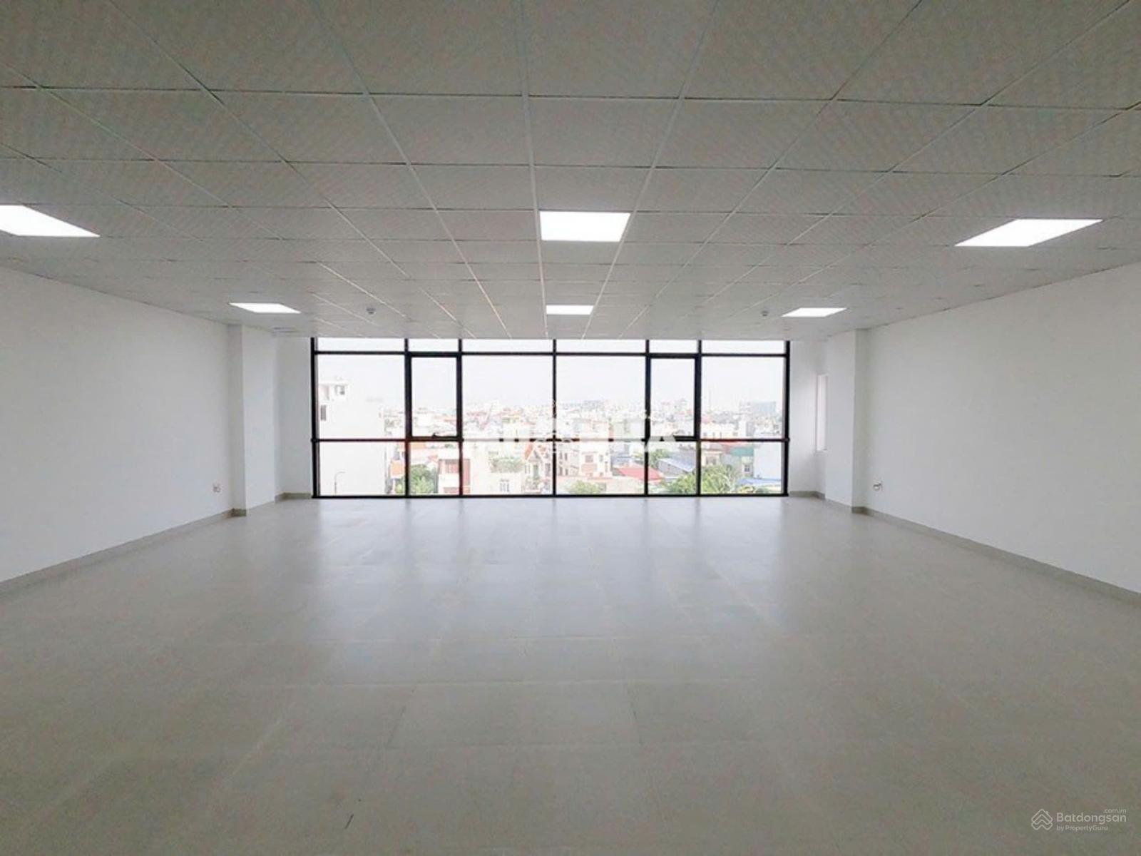 Cho thuê nhà mặt đường Lê Hồng Phong vị trí siêu đẹp, mặt tiền 8m, DTSD 650m2, nhà 4 tầng thông sàn